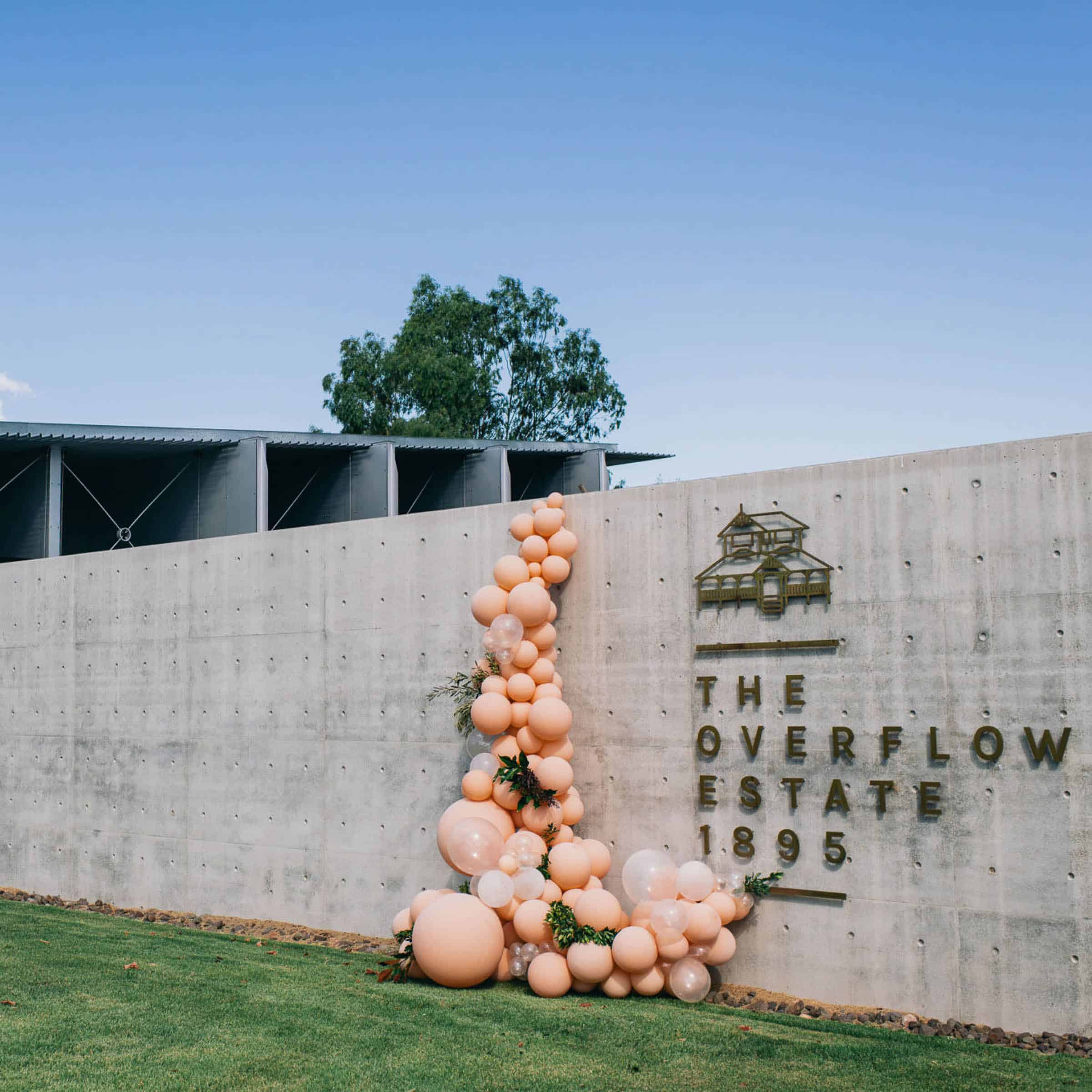 Winery Helicopter Lunch - The Overflow Estate 1895