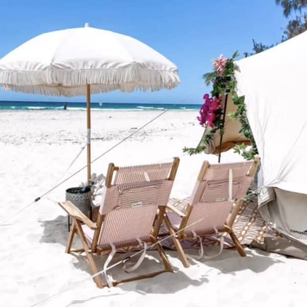 Proposal Picnic on North Stradbroke â€” by Helicopter (Straddie Tipis)